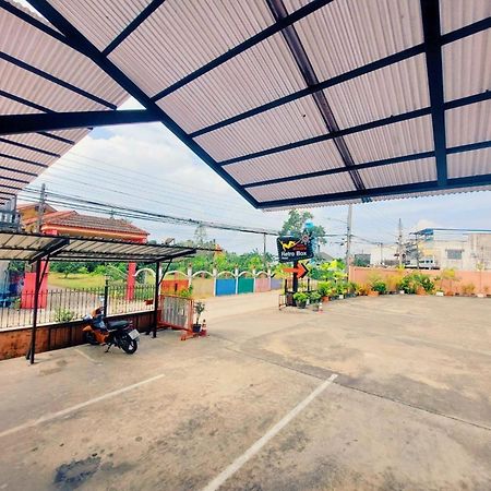 Retro Box Hotel Chumphon Exterior foto