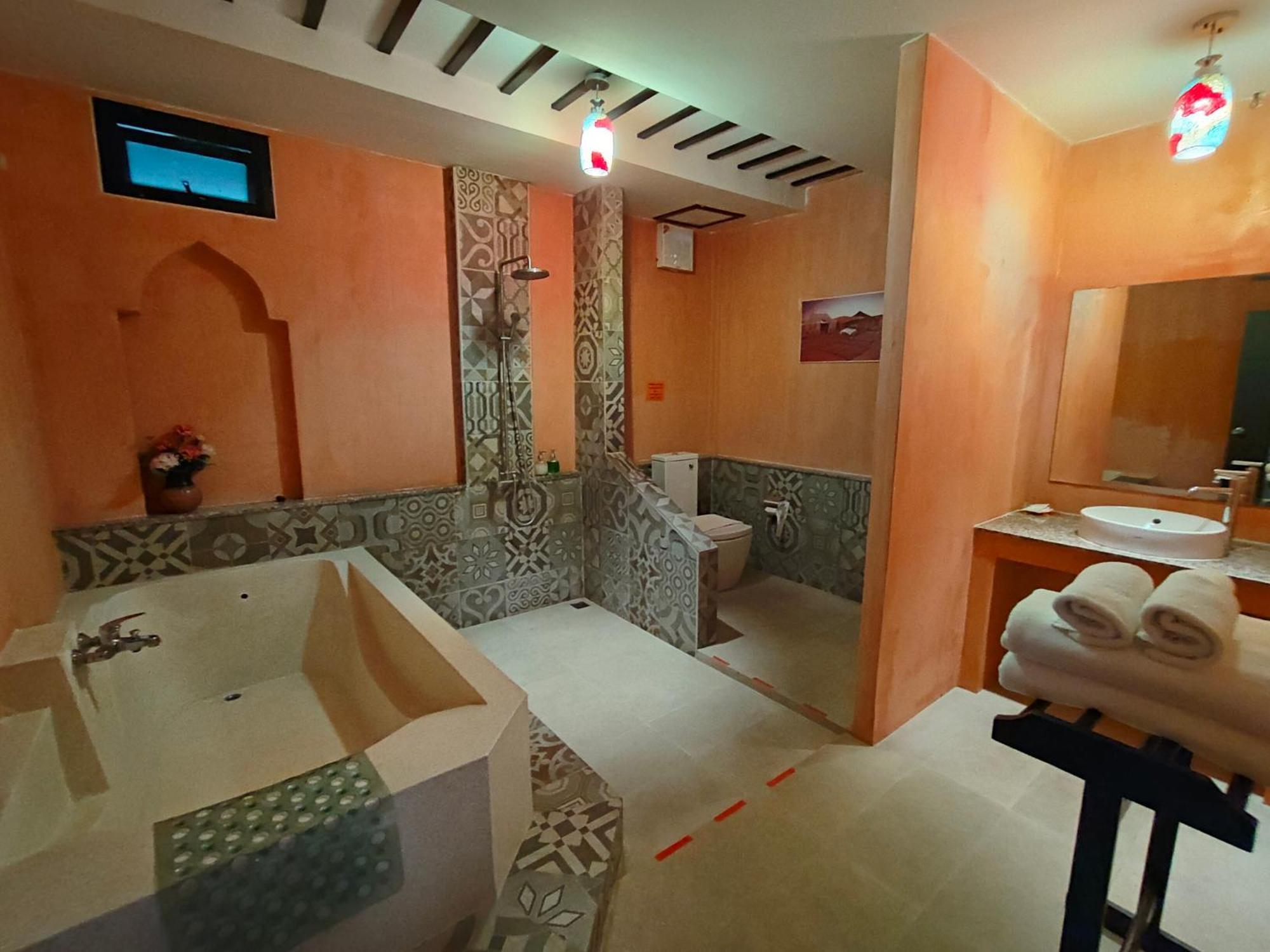 Retro Box Hotel Chumphon Exterior foto